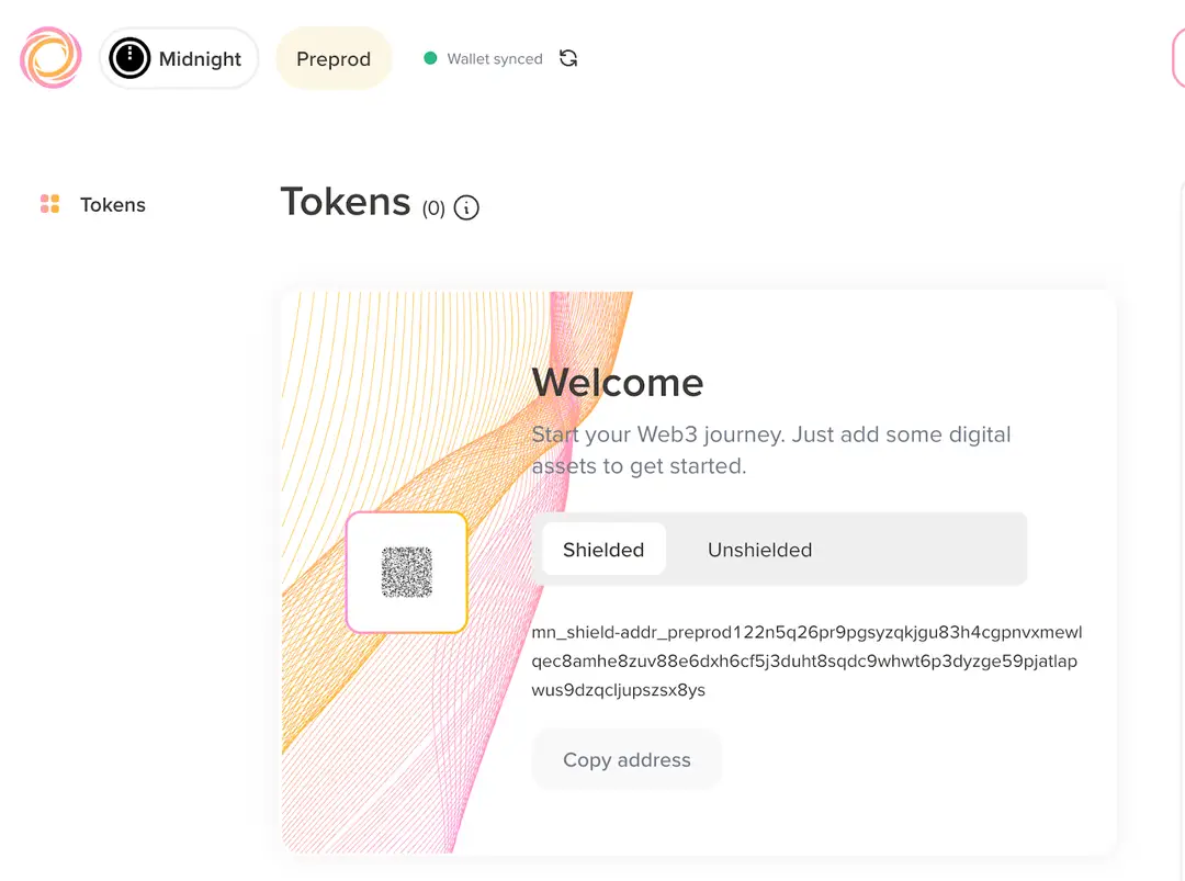 Midnight / Preprod に接続済みで Wallet synced 状態の Lace ウォレットの Tokens 画面。トークン数は 0 で、「Welcome」と Web3 を始めるための案内が表示され、Shielded アドレス(mn_shield-addr_preprod… で始まる)と QR コード、Copy address ボタンが並んでいる。